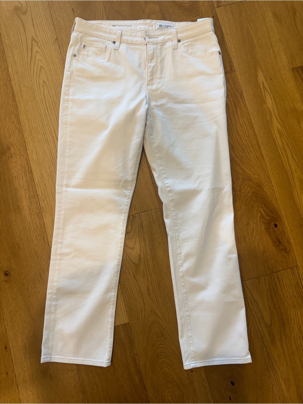 Ag Adriano Goldschmied Womenโs winter White Mari Straight Jeans